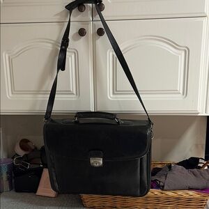 Classic Black Leather Men's Bag